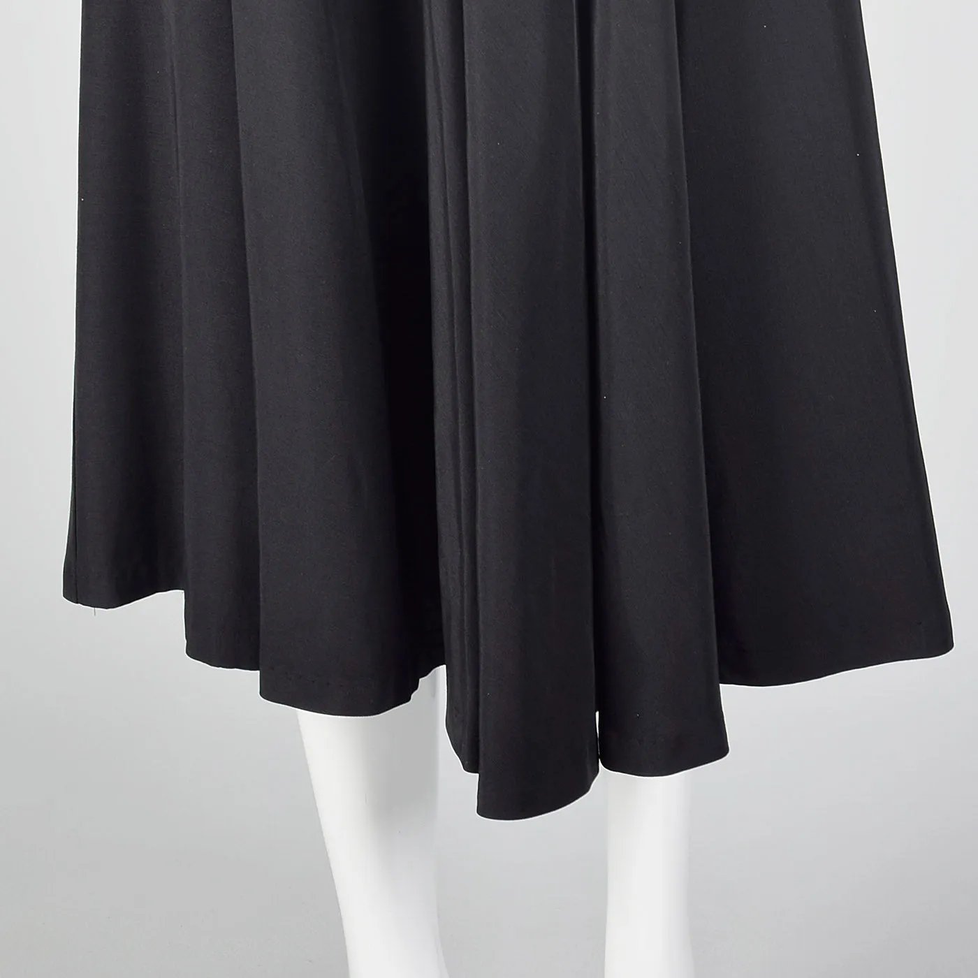 1950s Black Pleated Waistband Skirt