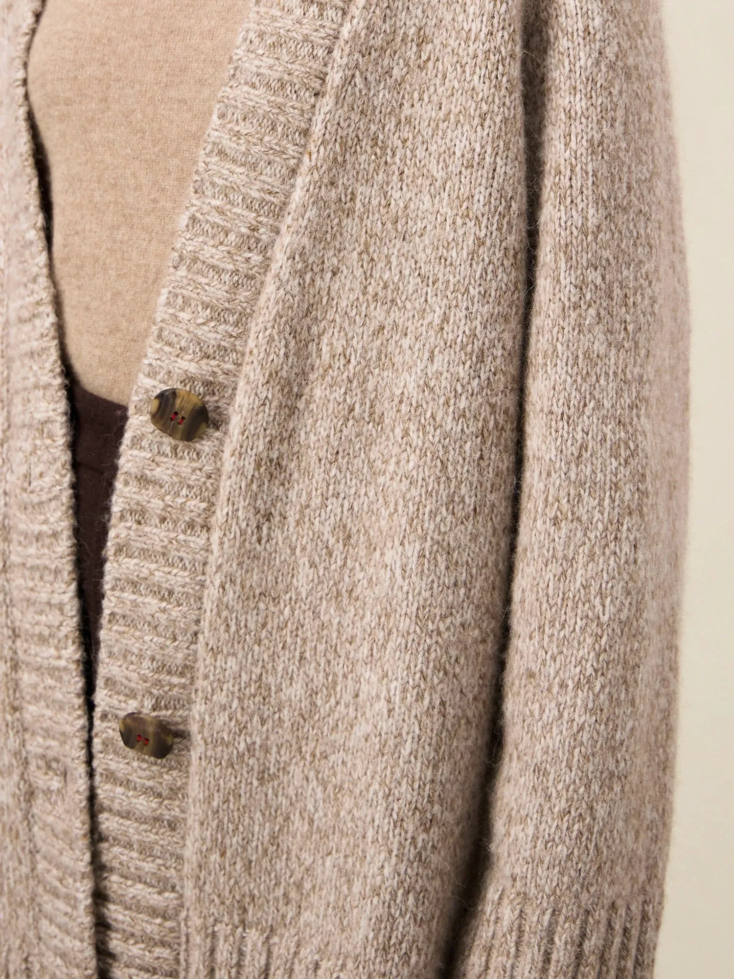 Amoretu Women's Wool & Tencel Long-Sleeved Knitted Cardigan