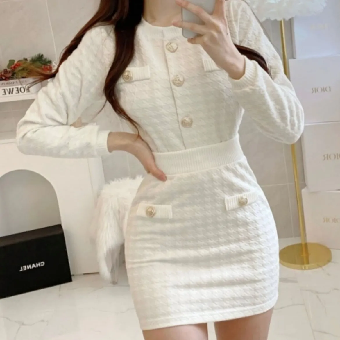 Embossed Hound Two-Piece