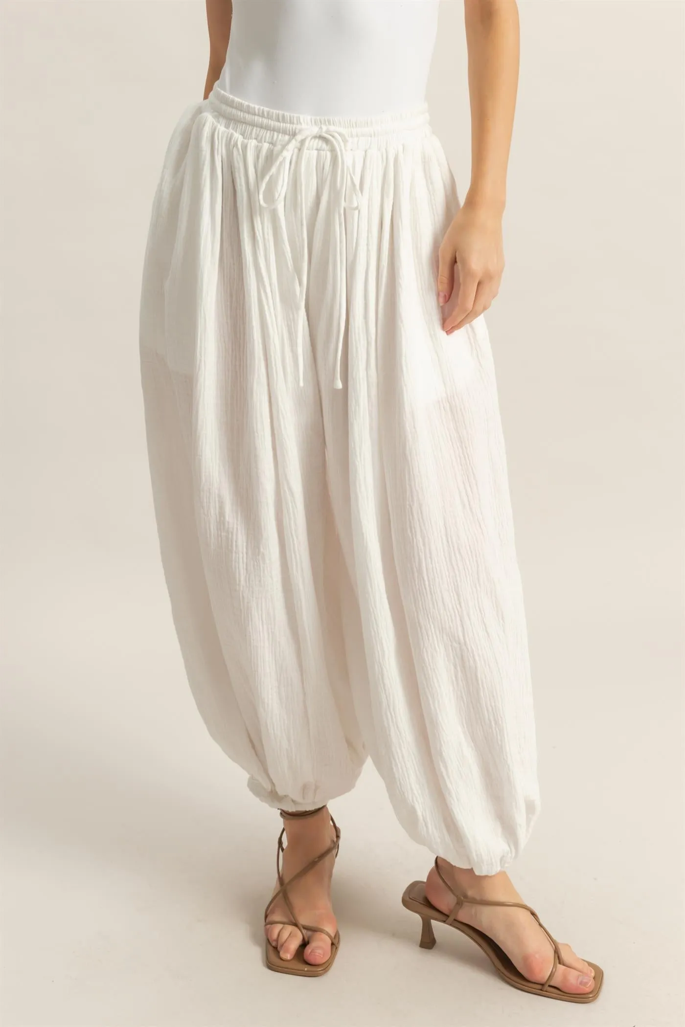 HF25C462-Double Gauze High-Waist Baggy Pants