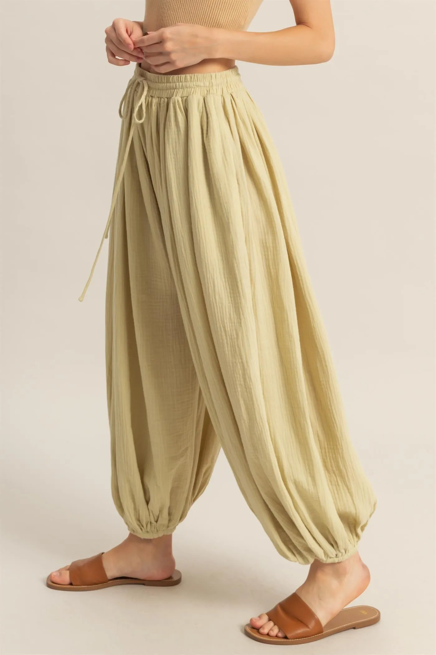 HF25C462-Double Gauze High-Waist Baggy Pants