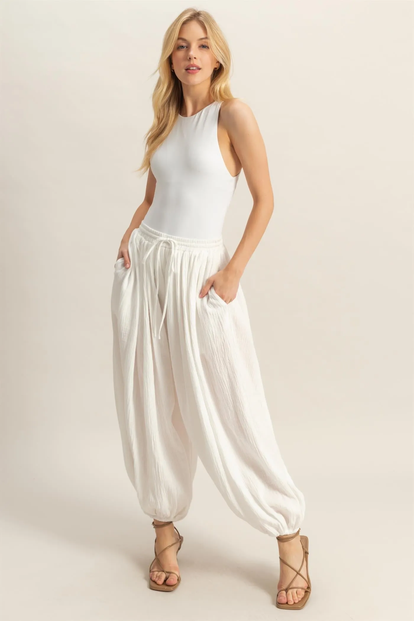 HF25C462-Double Gauze High-Waist Baggy Pants