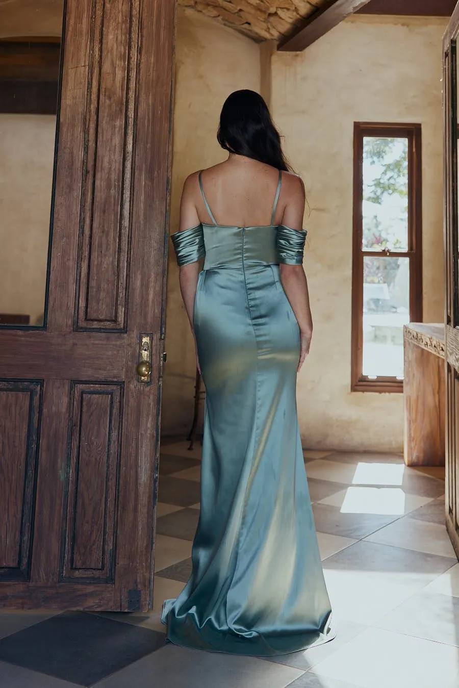 Leah Gathered Pleat Bridesmaid Dress – TO2323 Wine