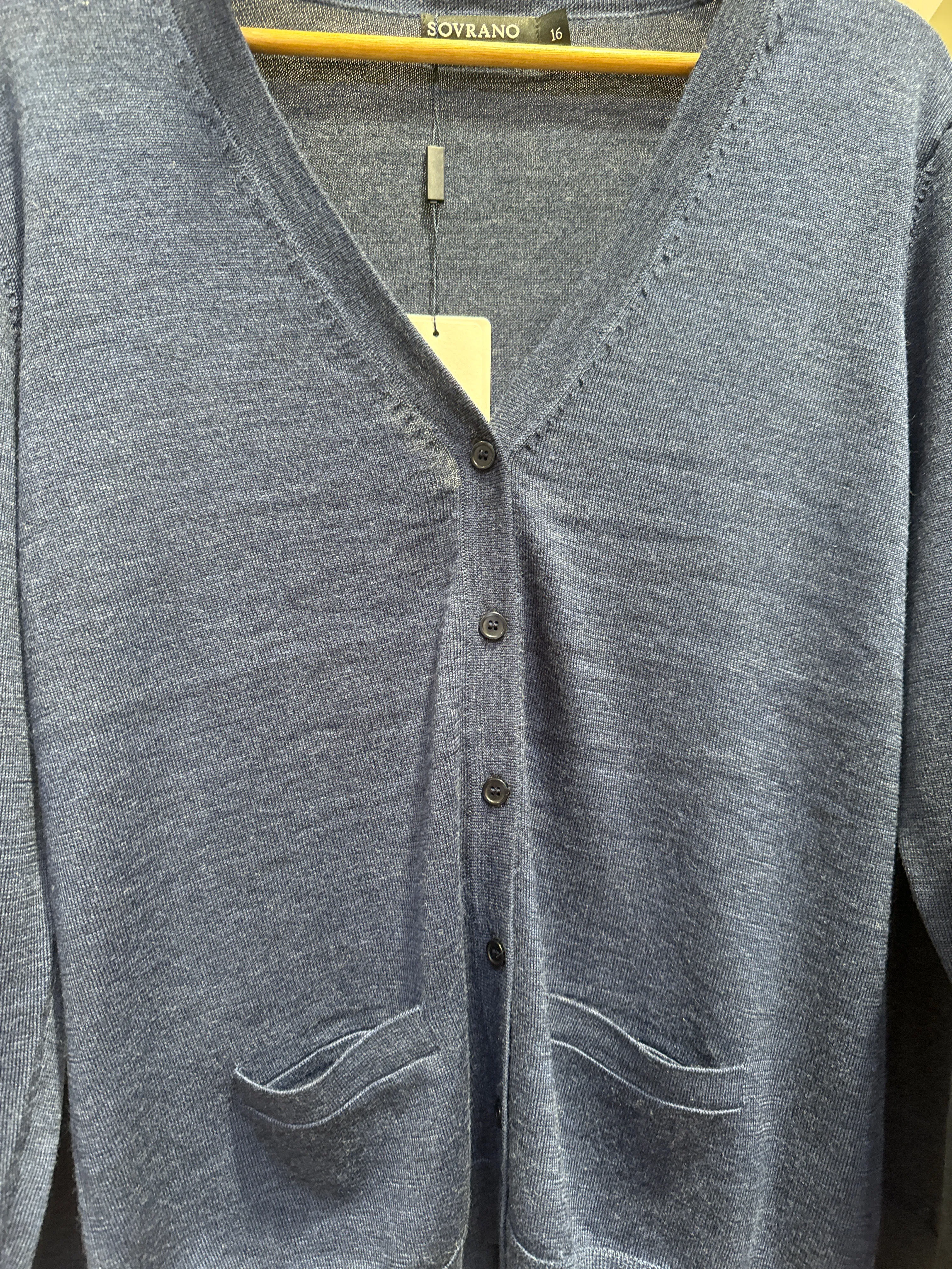 Sovrano Vee cardigan with pockets pure merino