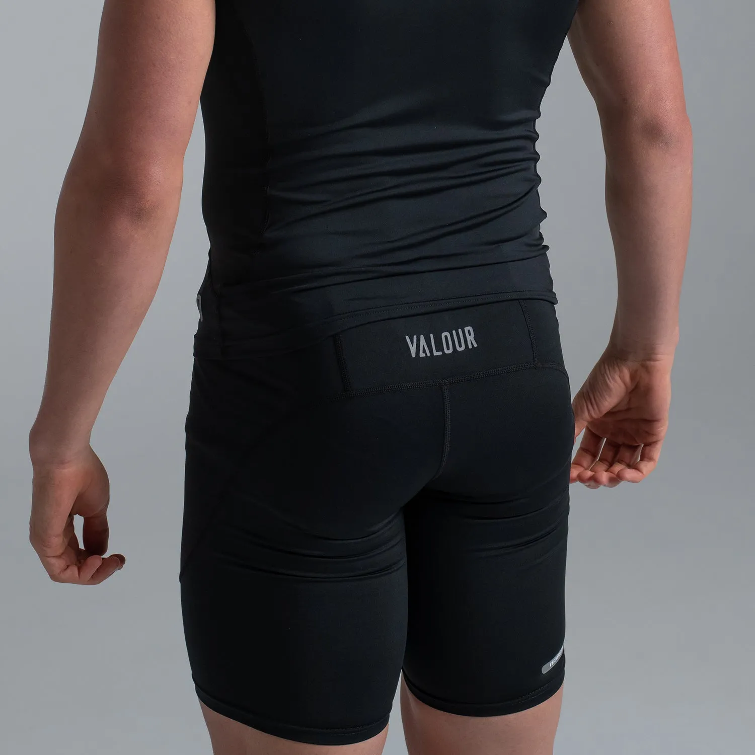 Valour Compression - Black Short Tights